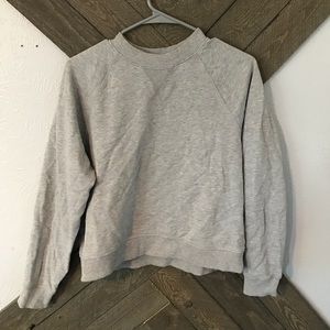 Grey pullover cropped sweater